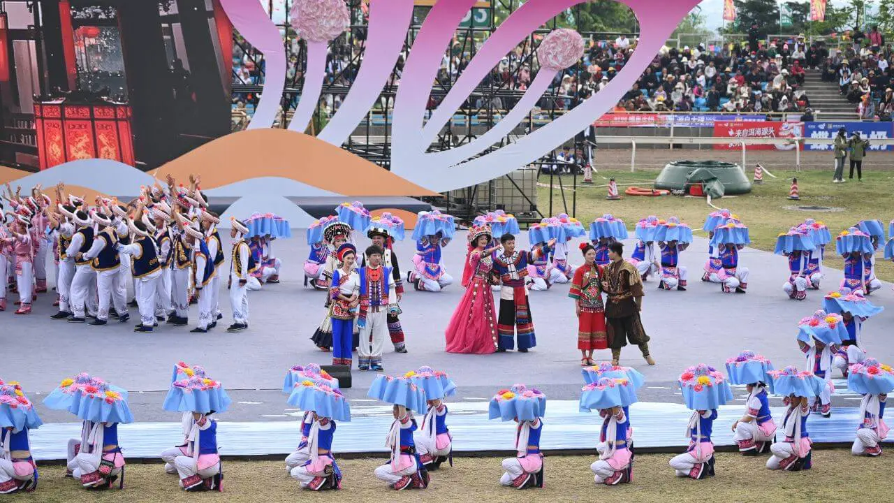 Third Month Fair of Bai Ethnic Group in Dali Yunnan