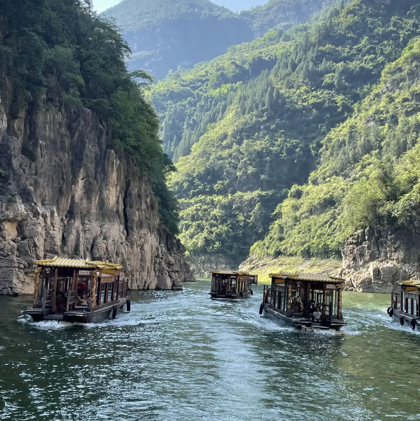 goddess-stream-boat-tour-yangtze-river