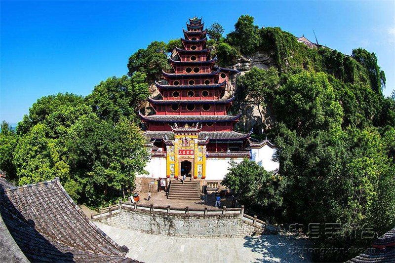 shibaozhai-pagoda-yangtze-river-cruise