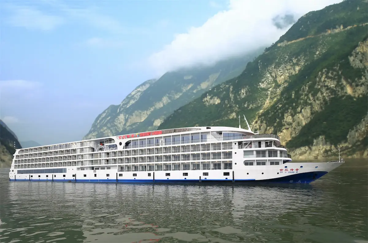 Yangtze Cruise Century Legend cruise between Chongqing and Shanghai