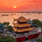 Yueyang Tower overlooking Dongting Lake