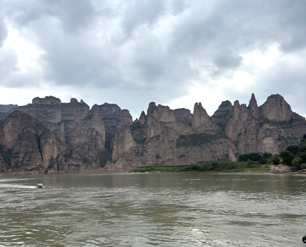 liujiaxia-reservoir-gansu-china