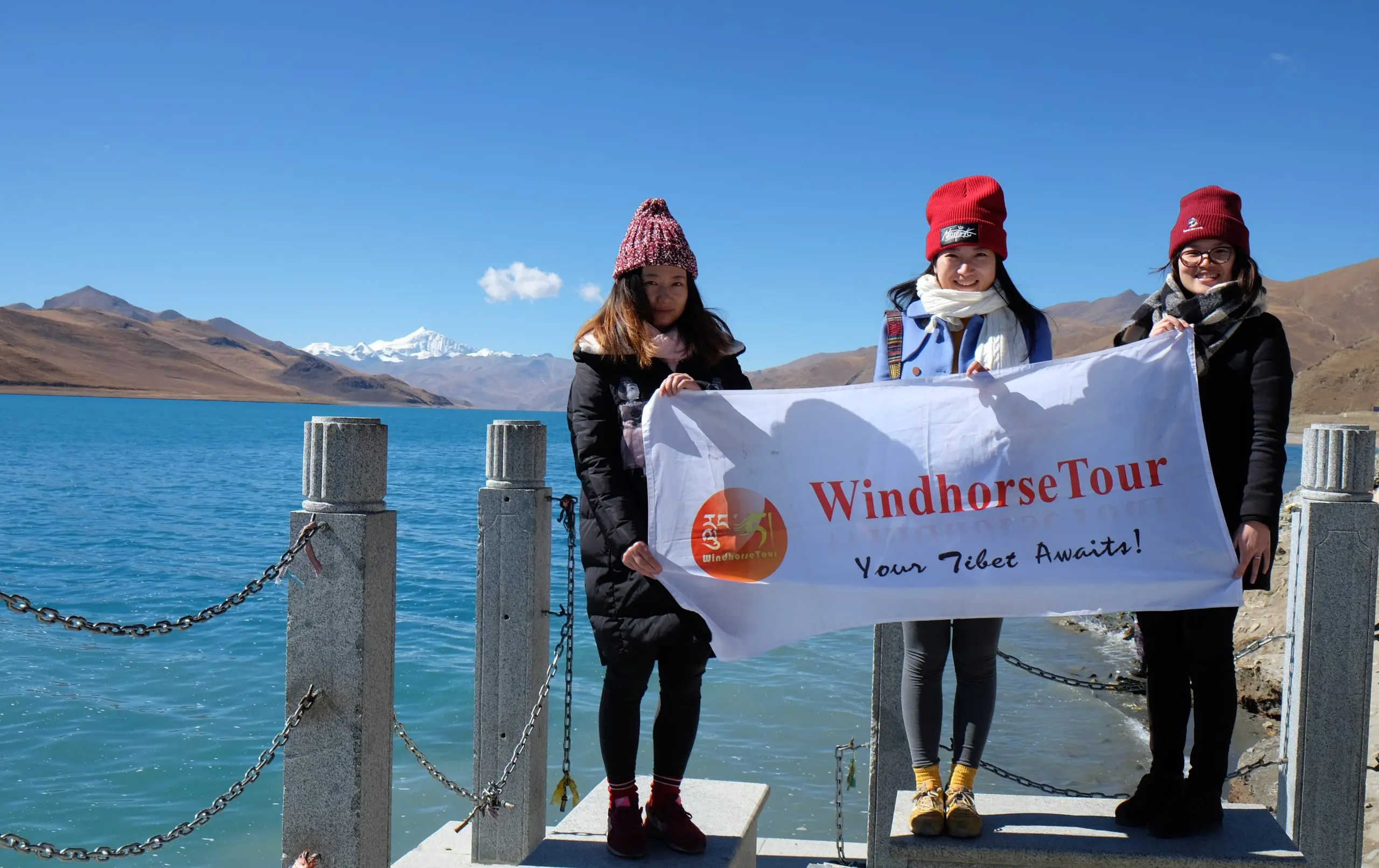 Sales team at Yamdrok tso lake
