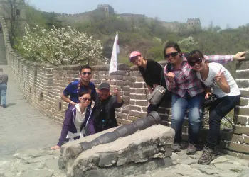WindhorseTour clients at Great Wall