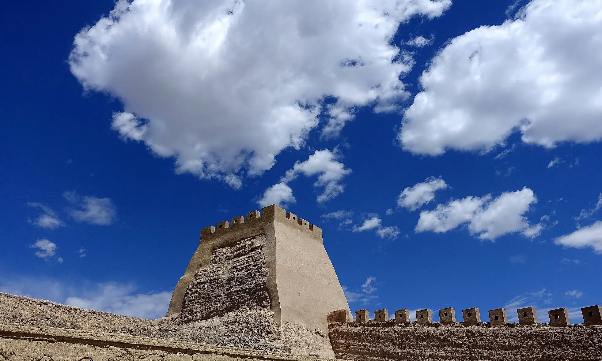 Jiayguan Pass along the China silk Road