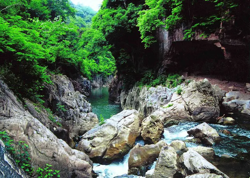 Kunming Jiuxiang Scenic Region