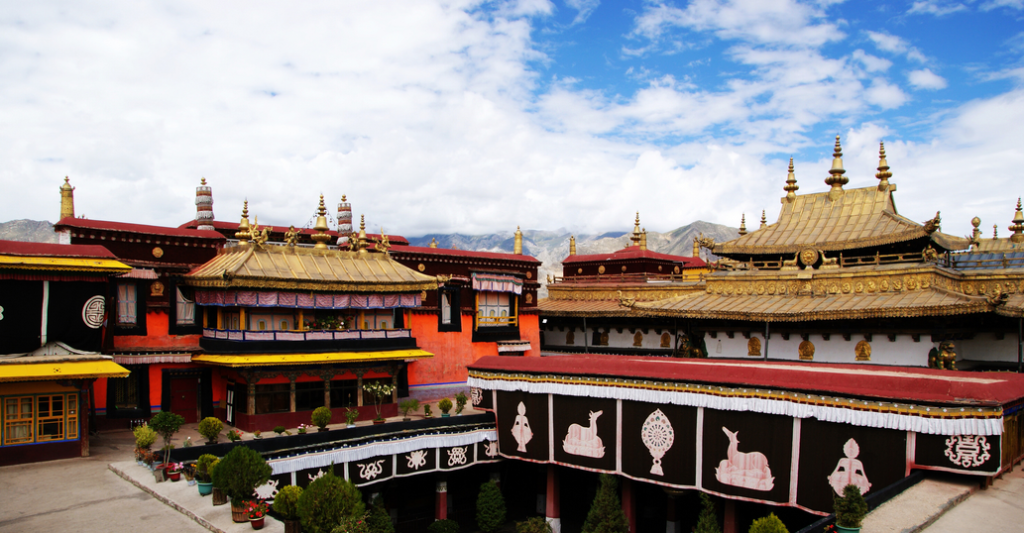 Tibet Jokhang temple - a must visit in Tibet tour
