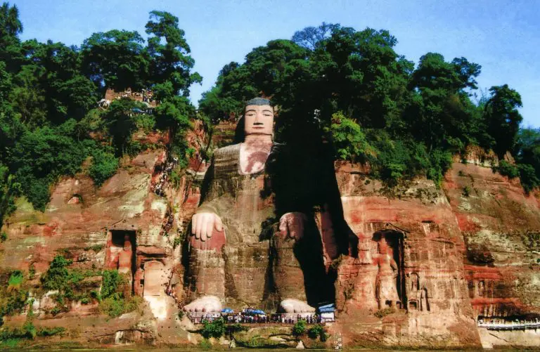 Leshan Giant Buddha and Mount Emei tour