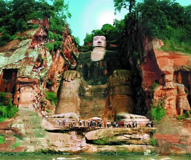 Sichuan World Heritage Discovery: Jiuzhaigou, Mount Emei and Dujiangyan