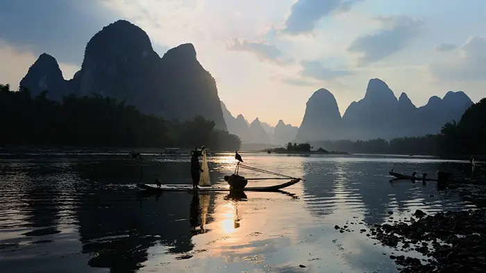 li river cruise to yangshuo