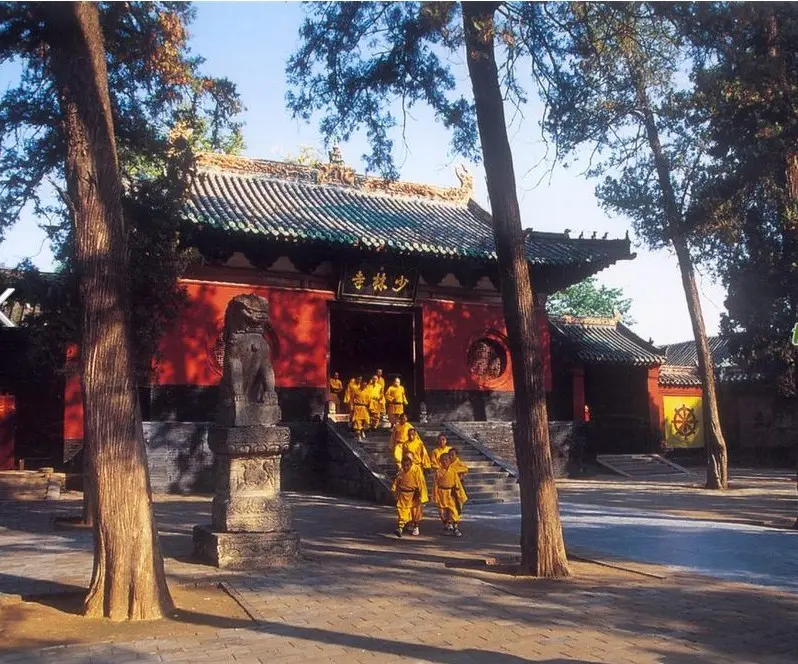 Shaolin Temple and Kung Fu Monks