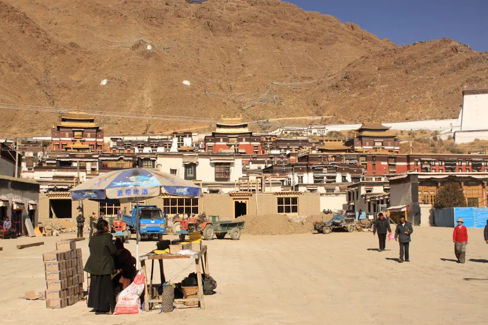 Yunnan Tibet tour to Kathmandu