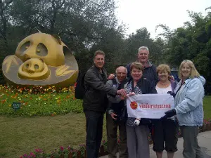 WindhorseTour clients at Chengdu Panda Base