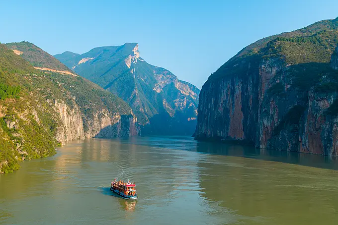 The Yangtze Cruise Riverboat Among the Beautiful Cliffsides