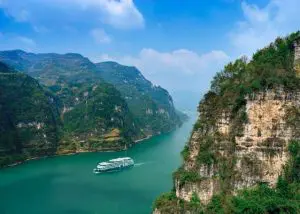 a relaxing weekend travel for yangtze cruise