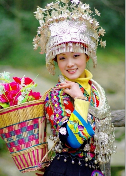 zhuang ethnic minority people in guilin