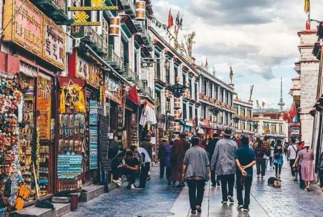 The Barkhor Street - the pilgrim kora around Jokhang Temple