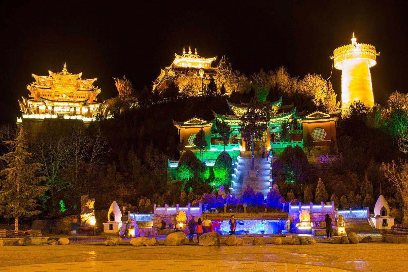 Guishan hill with the big prayer wheel in Shangri-la ancient town